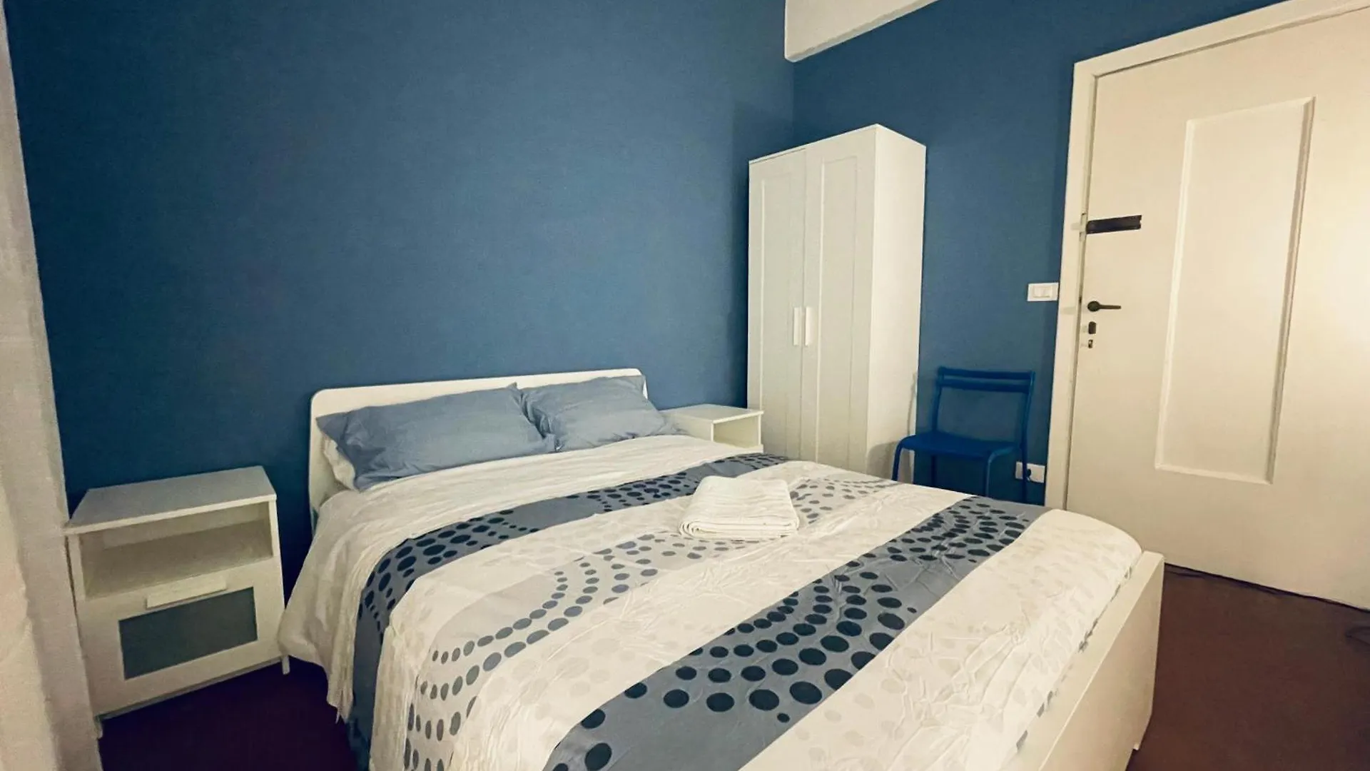 Guest house Blu&Orange - Attico - 50M Acquarium - Freewifi Hotel Genoa