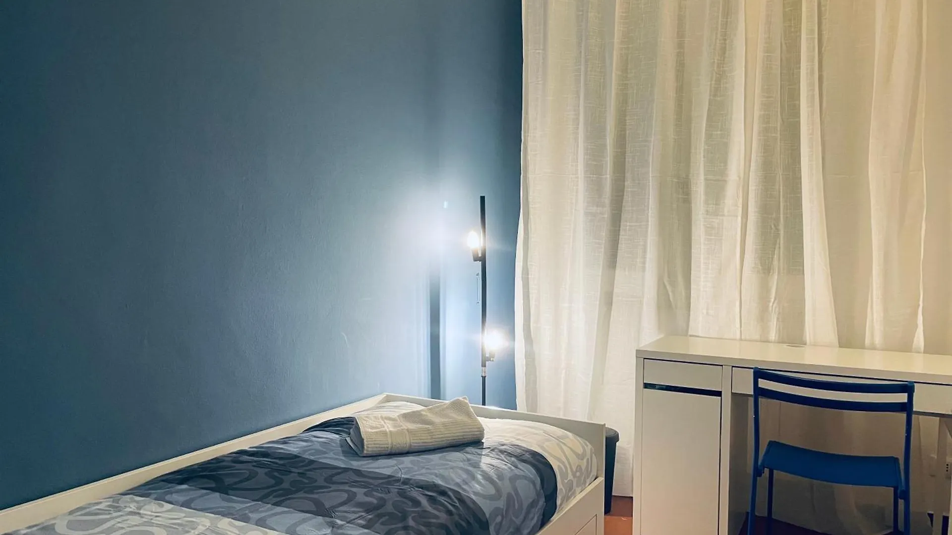 Guest house Blu&Orange - Attico - 50M Acquarium - Freewifi Hotel Genoa